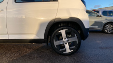 Hyundai INSTER 85kW 02 49kWh 5dr Auto Electric Hatchback